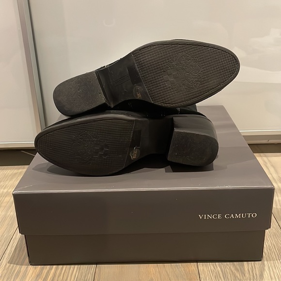 Vince Camaro Maves Black Suede Bootie Sz 6.5 - Picture 12 of 13